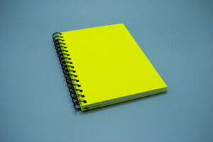 Kõvade kaantega märkmik