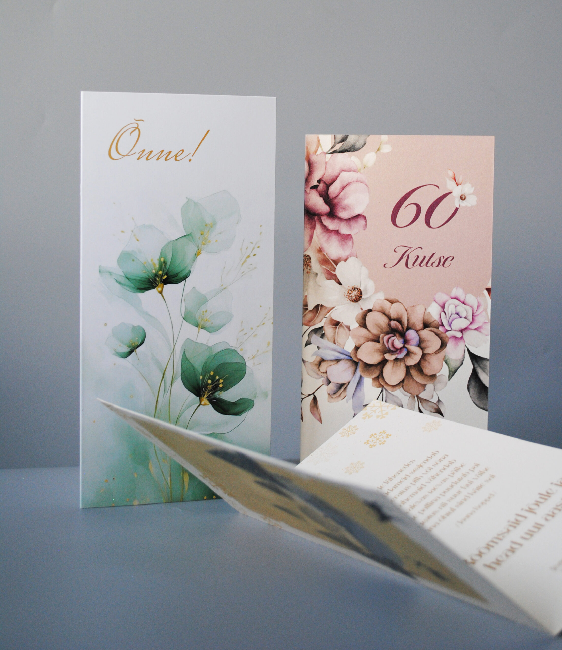 Kaartide ja kutsete kujundus.